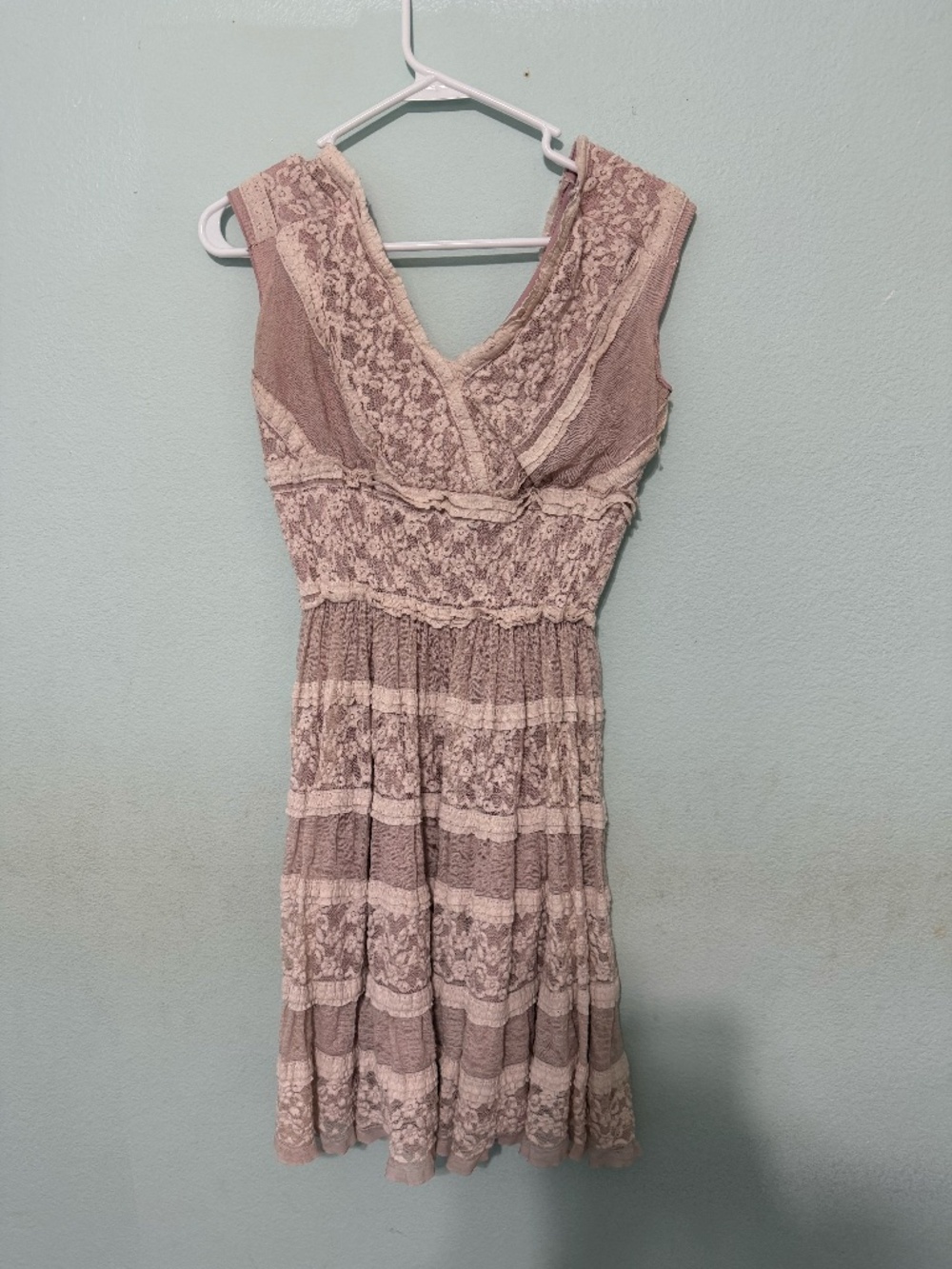 Max Studio Lace V-Neck Dress Women's S
